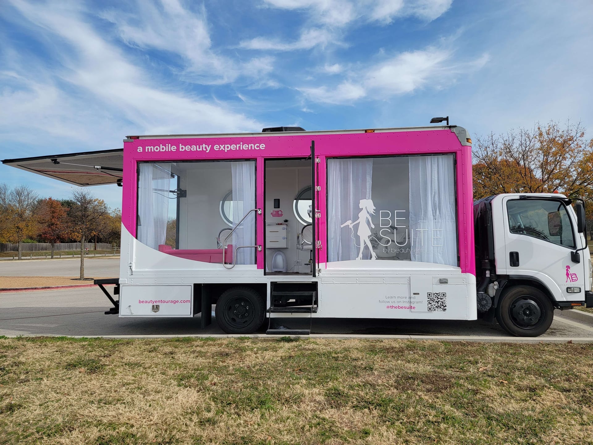 Mobile Luxury — chapter moment